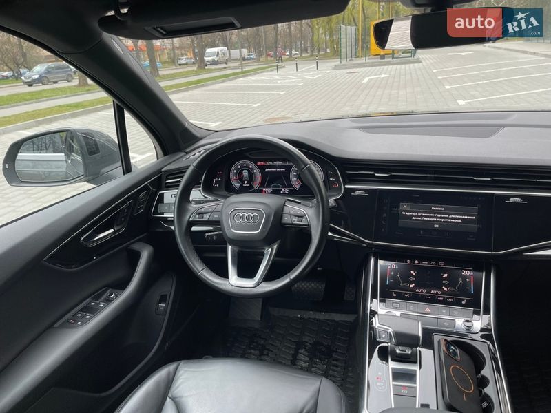 Внедорожник / Кроссовер Audi Q7 2021 в Ровно