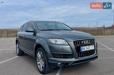 Позашляховик / Кросовер Audi Q7 2015 в Рівному