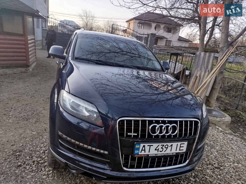 Внедорожник / Кроссовер Audi Q7 2013 в Косове