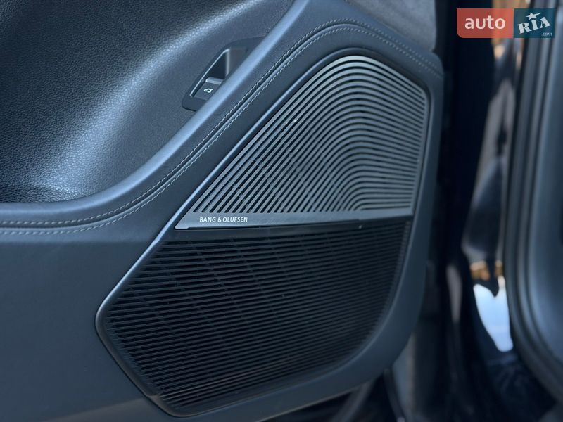 Позашляховик / Кросовер Audi Q7 2016 в Рівному фото 47 Позашляховик / Кросовер Audi Q7 2016 в Рівному