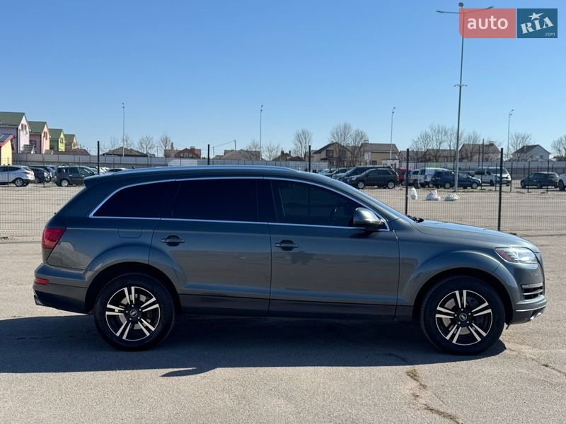 Позашляховик / Кросовер Audi Q7 2014 в Вінниці