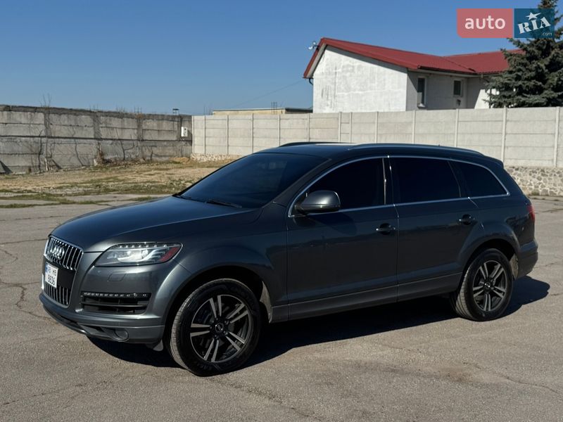 Позашляховик / Кросовер Audi Q7 2014 в Вінниці