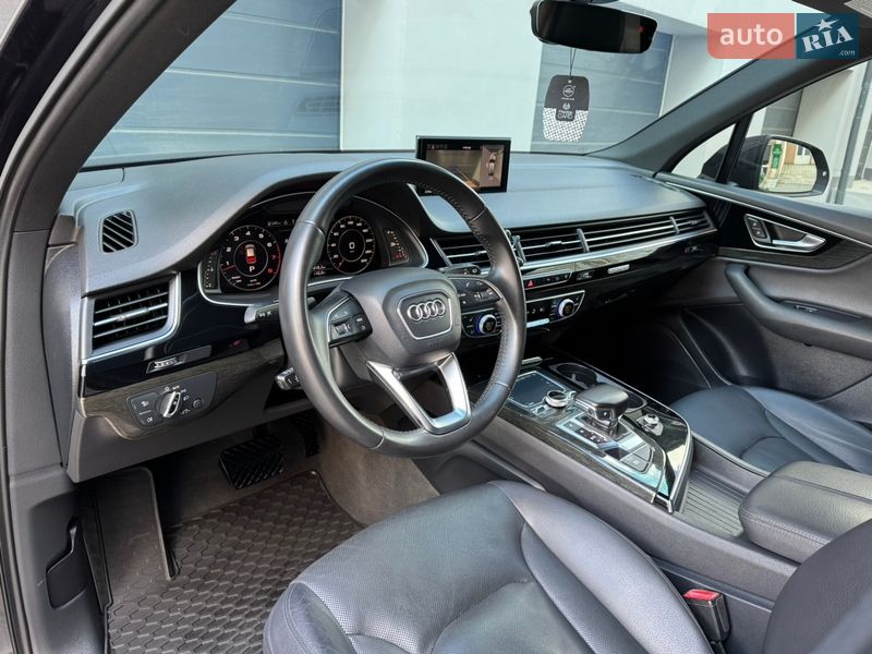 Внедорожник / Кроссовер Audi Q7 2017 в Тернополе