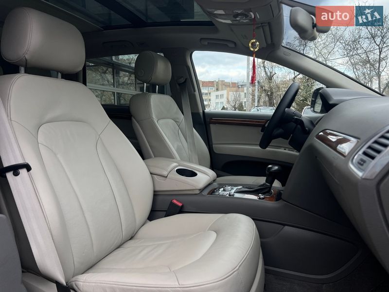 Внедорожник / Кроссовер Audi Q7 2015 в Ивано-Франковске