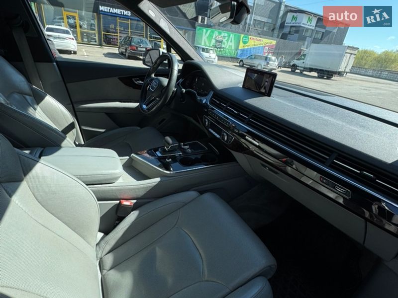 Позашляховик / Кросовер Audi Q7 2016 в Луцьку фото 28 Позашляховик / Кросовер Audi Q7 2016 в Луцьку