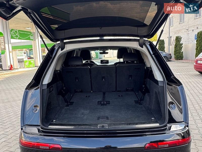 Позашляховик / Кросовер Audi Q7 2018 в Києві