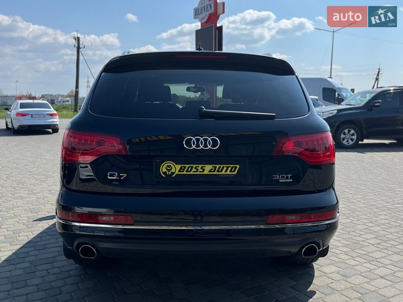 Внедорожник / Кроссовер Audi Q7 2015 в Мукачево