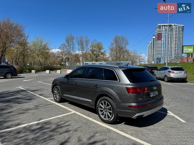 Позашляховик / Кросовер Audi Q7 2018 в Києві фото 13 Позашляховик / Кросовер Audi Q7 2018 в Києві
