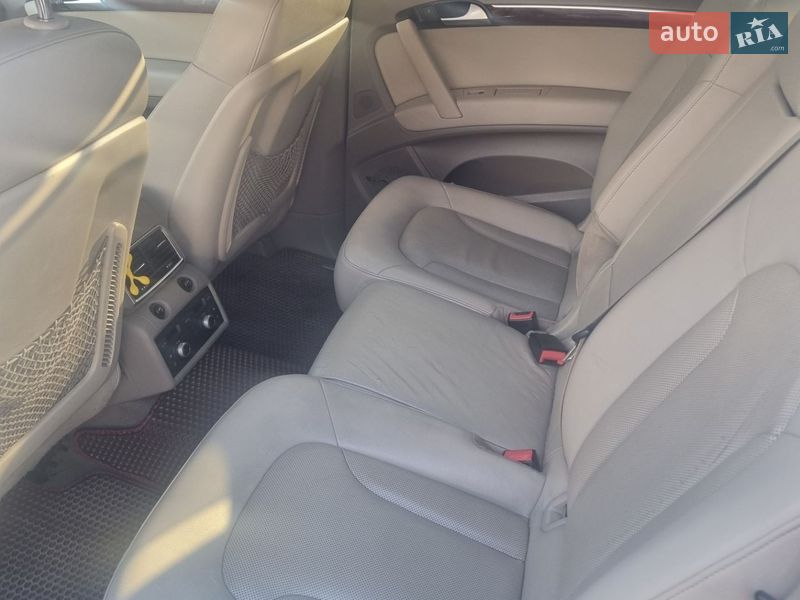 Позашляховик / Кросовер Audi Q7 2012 в Умані фото 10 Позашляховик / Кросовер Audi Q7 2012 в Умані