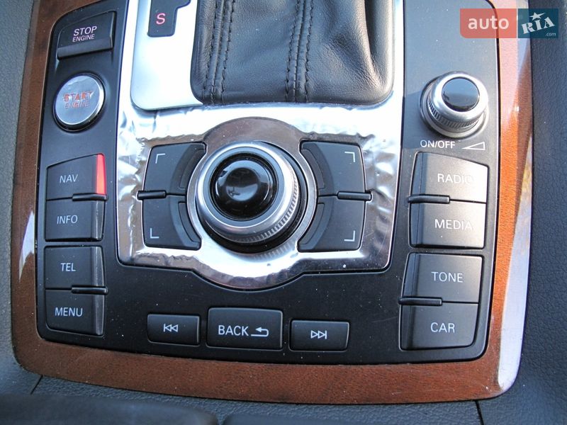 Позашляховик / Кросовер Audi Q7 2014 в Києві фото 114 Позашляховик / Кросовер Audi Q7 2014 в Києві