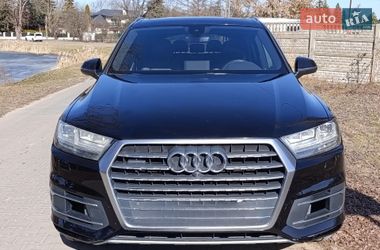 Позашляховик / Кросовер Audi Q7 2017 в Луцьку