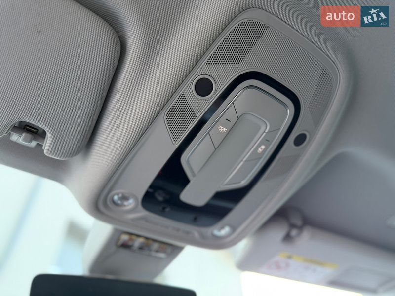 Позашляховик / Кросовер Audi Q7 2016 в Сарнах