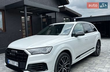Позашляховик / Кросовер Audi Q7 2019 в Луцьку