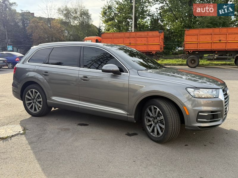 Позашляховик / Кросовер Audi Q7 2017 в Харкові