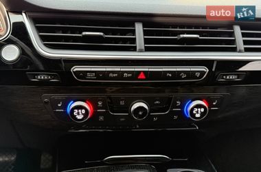 Позашляховик / Кросовер Audi Q7 2017 в Харкові