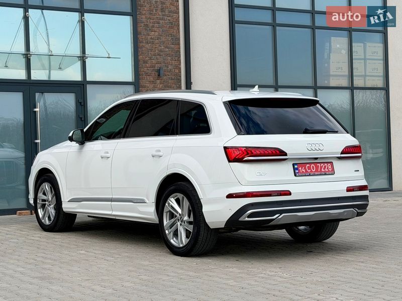 Внедорожник / Кроссовер Audi Q7 2019 в Тернополе