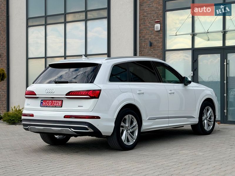 Внедорожник / Кроссовер Audi Q7 2019 в Тернополе