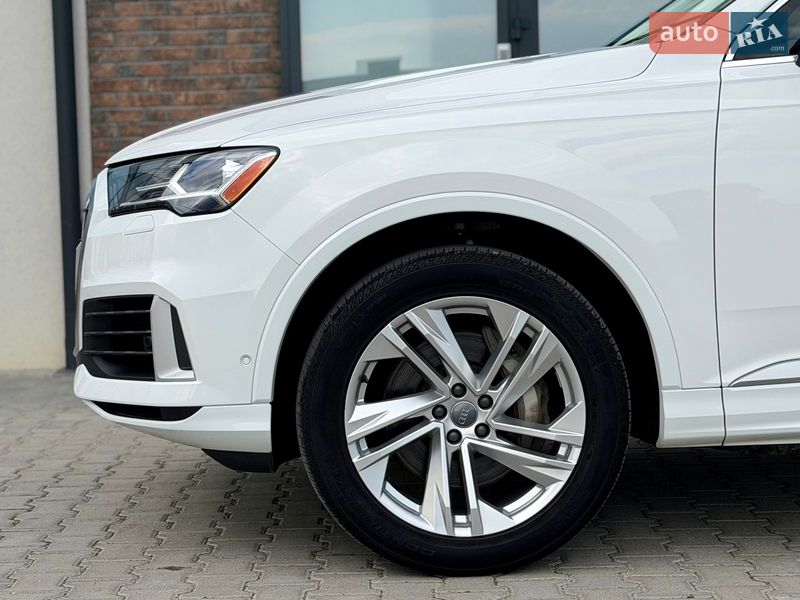 Внедорожник / Кроссовер Audi Q7 2019 в Тернополе