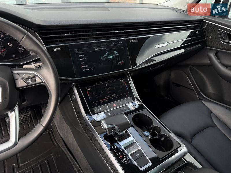 Внедорожник / Кроссовер Audi Q7 2019 в Тернополе