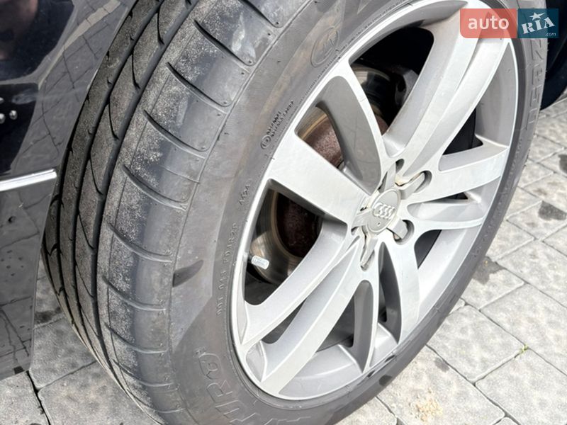 Позашляховик / Кросовер Audi Q7 2015 в Самборі