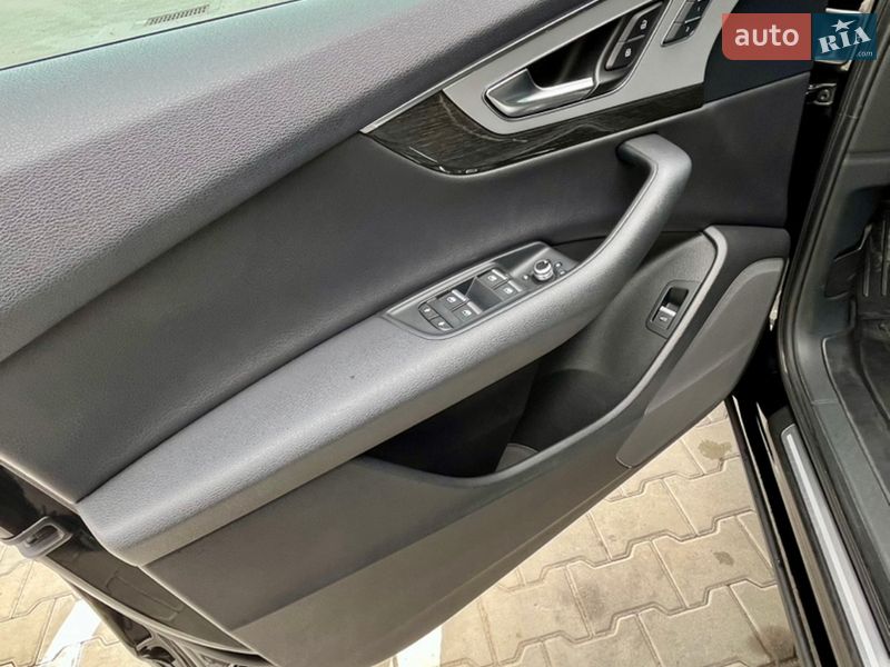 Внедорожник / Кроссовер Audi Q7 2018 в Львове