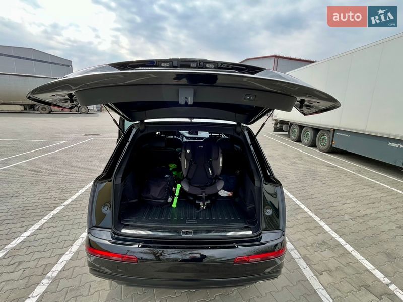 Внедорожник / Кроссовер Audi Q7 2018 в Львове