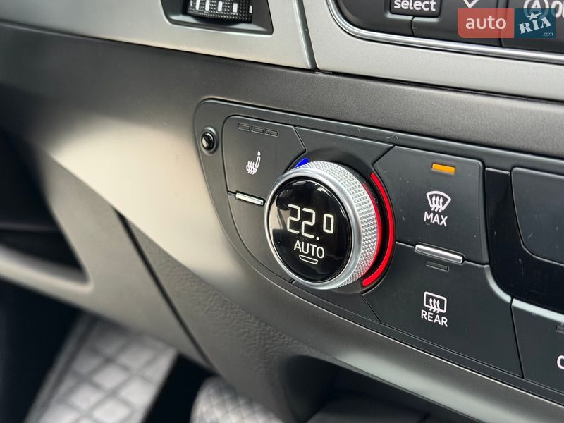 Позашляховик / Кросовер Audi Q7 2017 в Києві