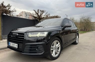Внедорожник / Кроссовер Audi Q7 2015 в Хмельницком