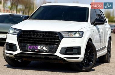 Внедорожник / Кроссовер Audi Q7 2017 в Кривом Роге