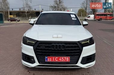 Внедорожник / Кроссовер Audi Q7 2015 в Ровно