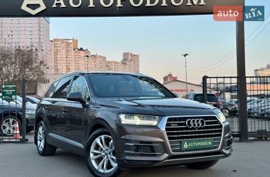 Внедорожник / Кроссовер Audi Q7 2017 в Киеве