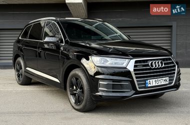 Позашляховик / Кросовер Audi Q7 2018 в Києві