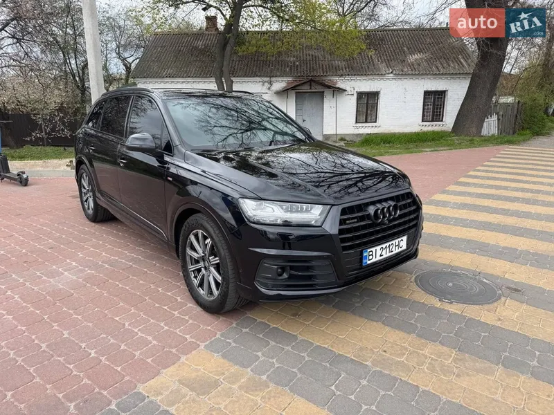 Audi Q7 2018 VIN WA1LHAF77JD030276 фото оголошення 36 з 78