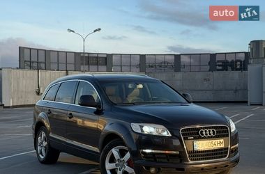 Внедорожник / Кроссовер Audi Q7 2007 в Киеве