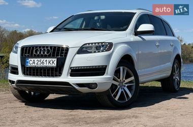 Позашляховик / Кросовер Audi Q7 2012 в Києві