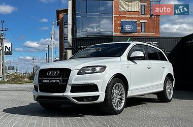 Позашляховик / Кросовер Audi Q7 2013 в Львові