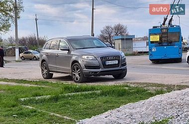 Позашляховик / Кросовер Audi Q7 2010 в Кропивницькому