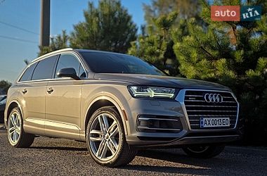 Внедорожник / Кроссовер Audi Q7 2017 в Харькове