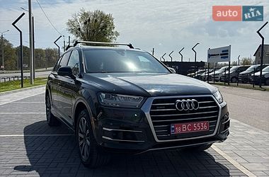 Внедорожник / Кроссовер Audi Q7 2017 в Ровно