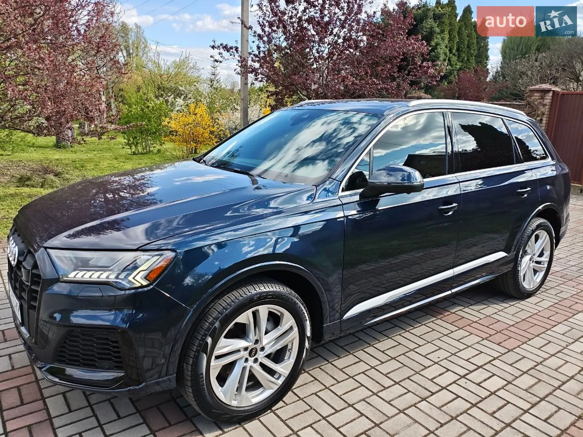 Audi Q7 2023 VIN WA1LXBF79PD014176 фото оголошення 5 з 35
