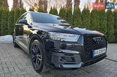 Внедорожник / Кроссовер Audi Q7 2016 в Киеве