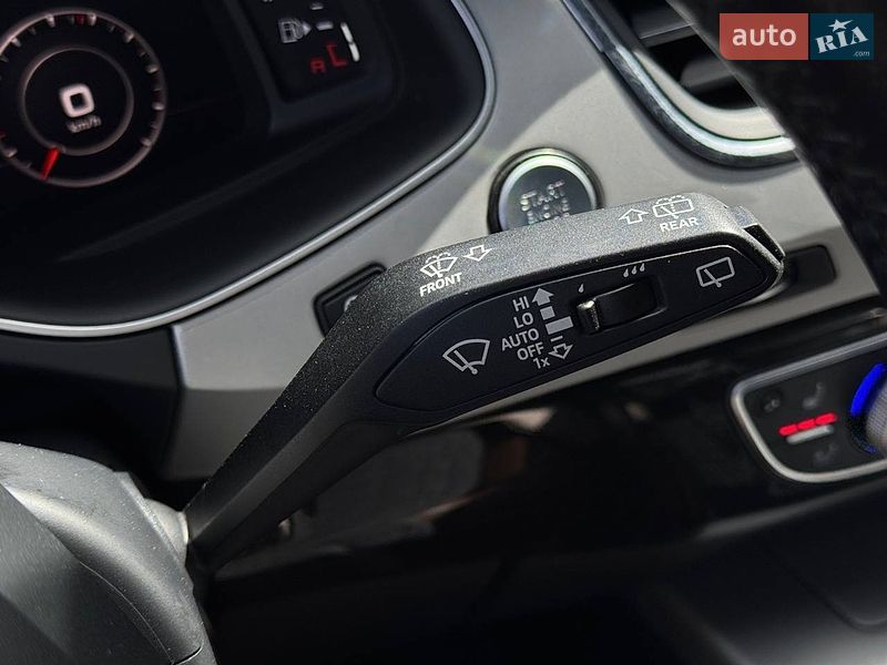 Внедорожник / Кроссовер Audi Q7 2016 в Ровно
