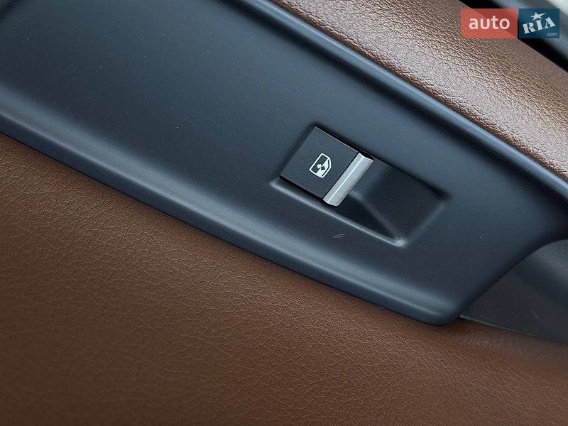 Внедорожник / Кроссовер Audi Q7 2016 в Ровно