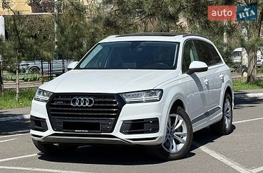 Позашляховик / Кросовер Audi Q7 2017 в Одесі