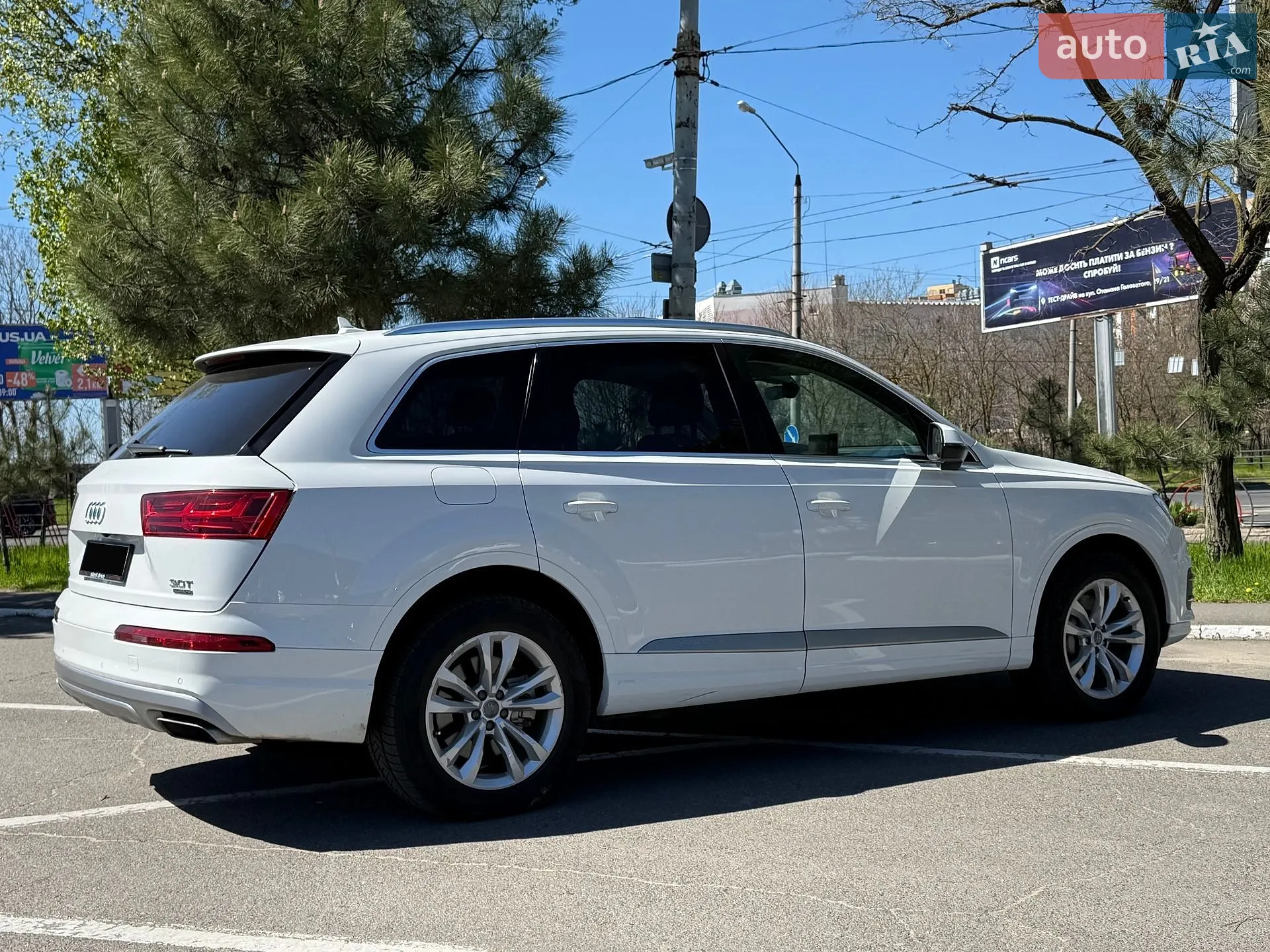 2017 Audi Q7 - мініатюра 16