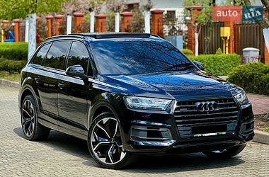 Позашляховик / Кросовер Audi Q7 2016 в Одесі