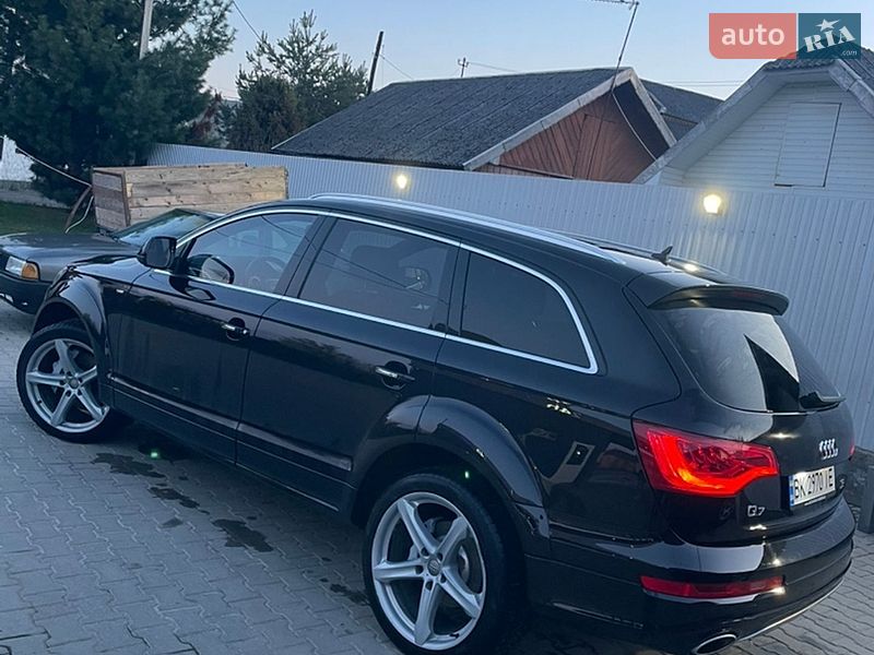 Позашляховик / Кросовер Audi Q7 2015 в Коломиї
