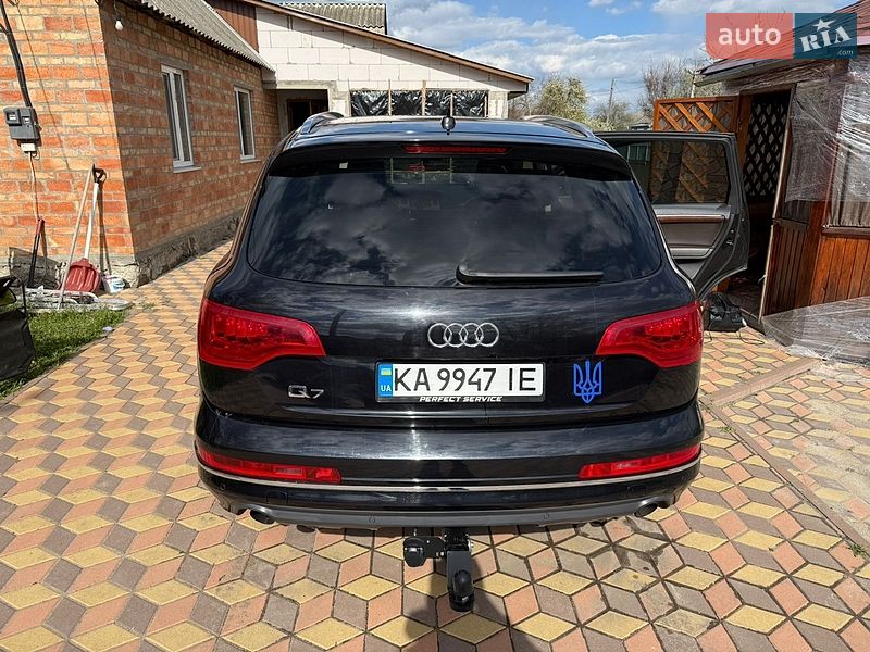 Внедорожник / Кроссовер Audi Q7 2011 в Корсуне-Шевченковском