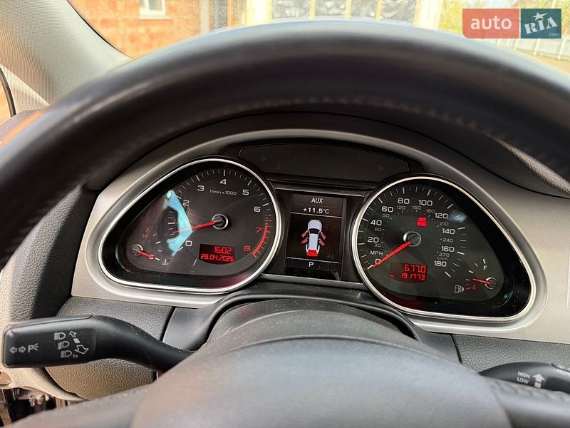 Внедорожник / Кроссовер Audi Q7 2011 в Корсуне-Шевченковском