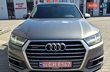 Внедорожник / Кроссовер Audi Q7 2017 в Дубно